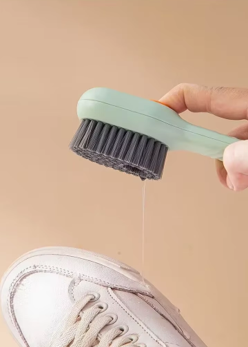 Brosse de Nettoyage à Liquide Intégré | Chaussures, Tissus & Accessoires