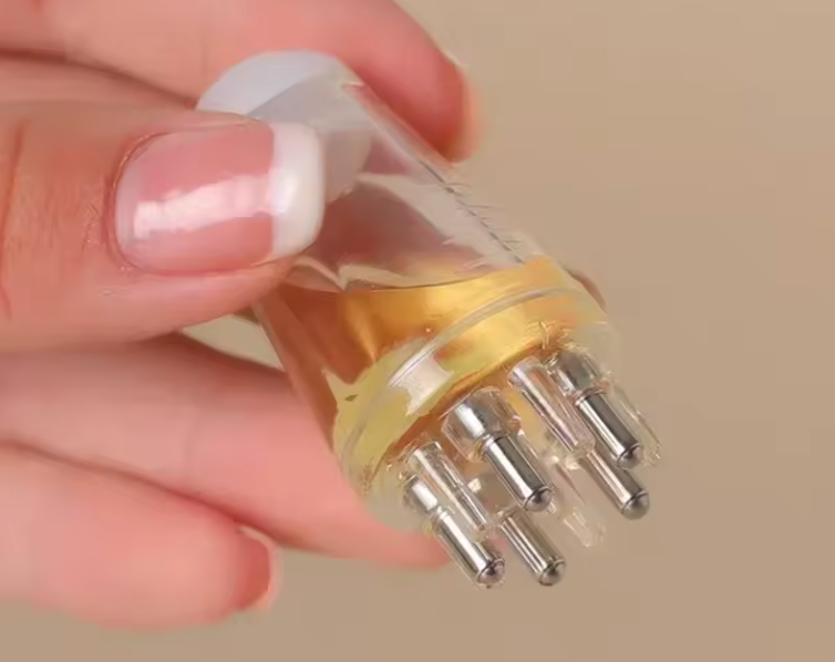 Applicateur de Cuir Chevelu | Peigne Liquide & Masseur Capillaire Antichute