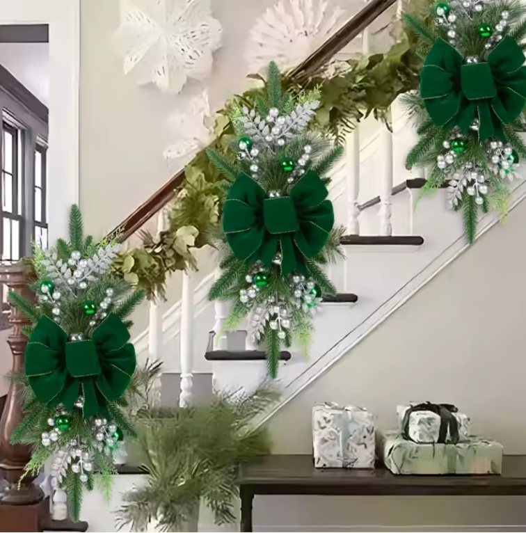 Couronne & Guirlande de Noël Nordique | Décoration Festive pour Escaliers, Cheminée & Porte