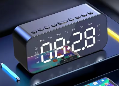 Réveil Numérique LED avec Haut-Parleur Bluetooth | Radio FM, Thermomètre & Miroir Design