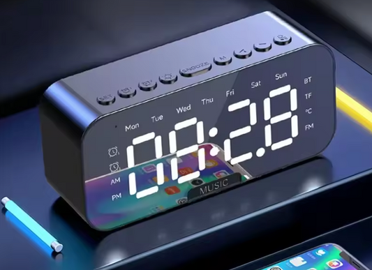Réveil Numérique LED avec Haut-Parleur Bluetooth | Radio FM, Thermomètre & Miroir Design