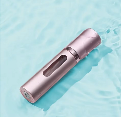 Bouteille de Parfum Rechargeable 8ml | Mini Flacon de Voyage Élégant & Anti-Fuite