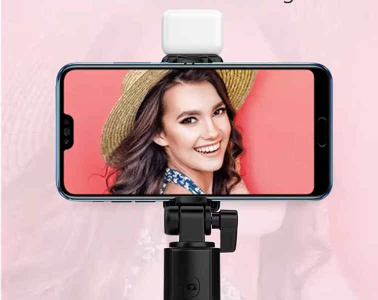 Perche à Selfie 3 en 1 avec Trépied & Lumière LED | Télécommande Bluetooth Sans Fil