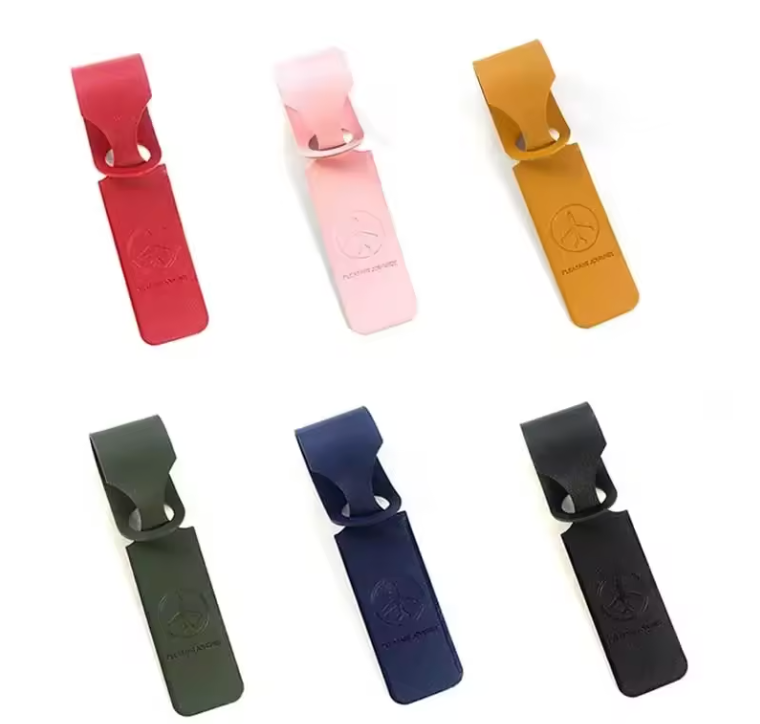 Étiquette de Bagage Discrète en Cuir | Identification Élégante pour Valise & Sac